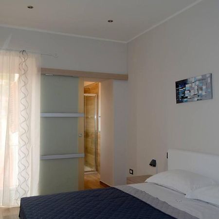 Le Scalette Bed and Breakfast La Maddalena  Eksteriør billede